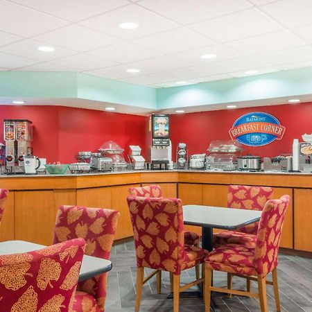 Baymont By Wyndham Greensburg Bagian luar foto